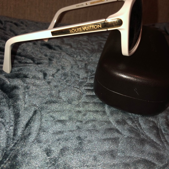 LV sunglasses - Picture 4 of 6